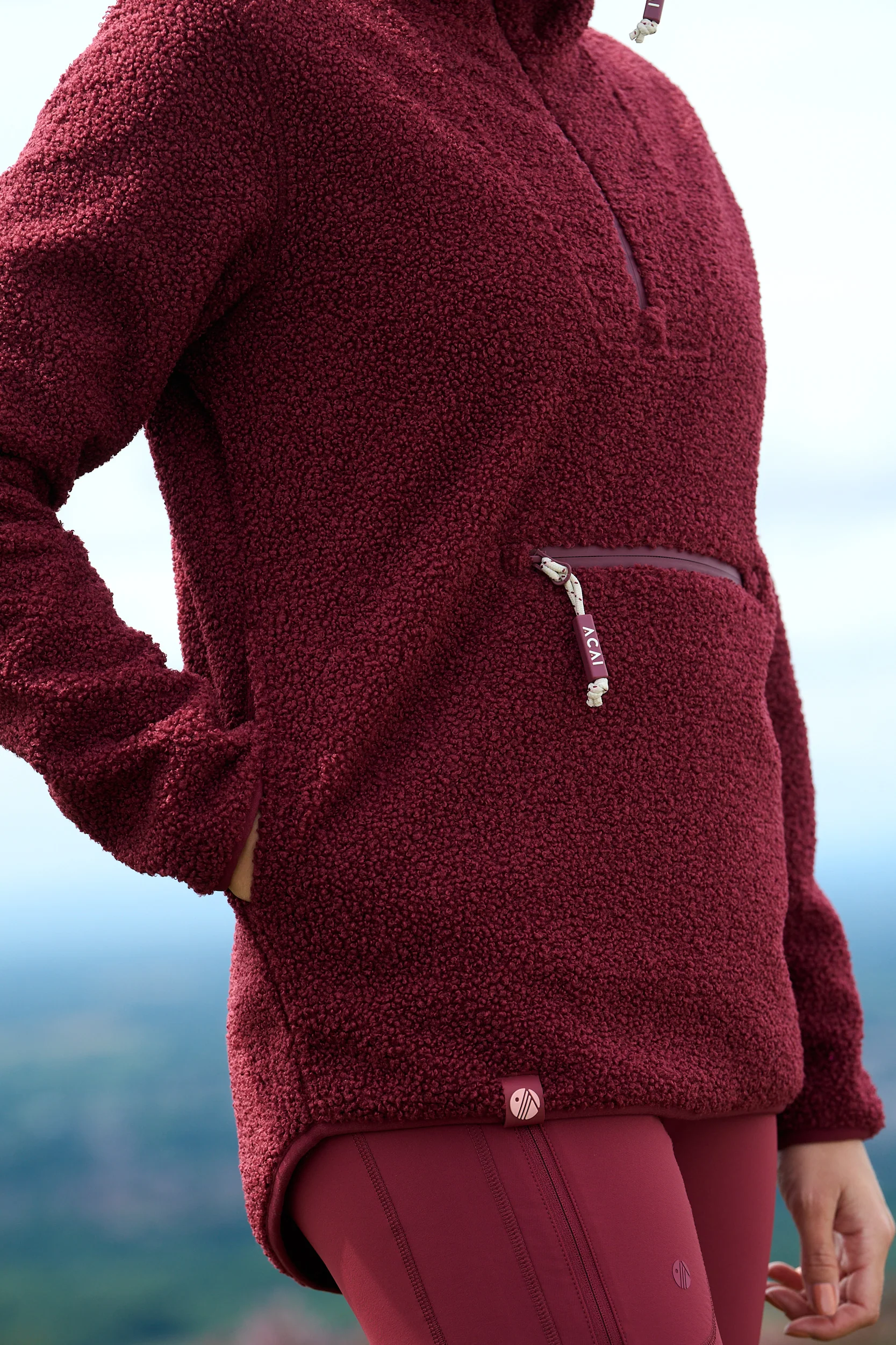 Windproof Gale Fleece - Cabernet - Image 11